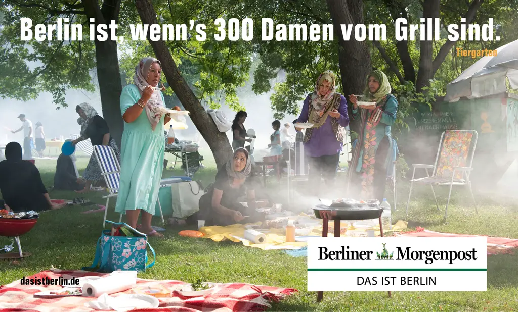 Berlino è, quando 300 donne si incontrano davanti alla griglia.