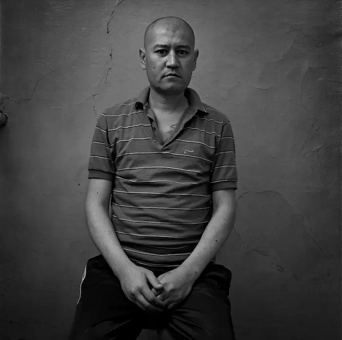 © Robert Knoth, Antoinette de Jong: Bahador, 36 years, (kale man, groot) from Osh, tested positive for Hiv in 2003. He is serving an eighteen year sentence for banditry and prison break. He is still using heroin and says his doctors have told him not to switch to methadone because he hays too many illnesses. Two years ago, he says, he could not walk because of the hemorrhoids. “I don’t have the desire to shoot heroin, but the pains force me”.